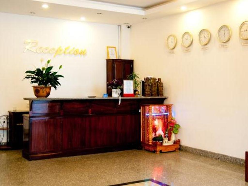 Golden Lotus Hotel Hue Luaran gambar