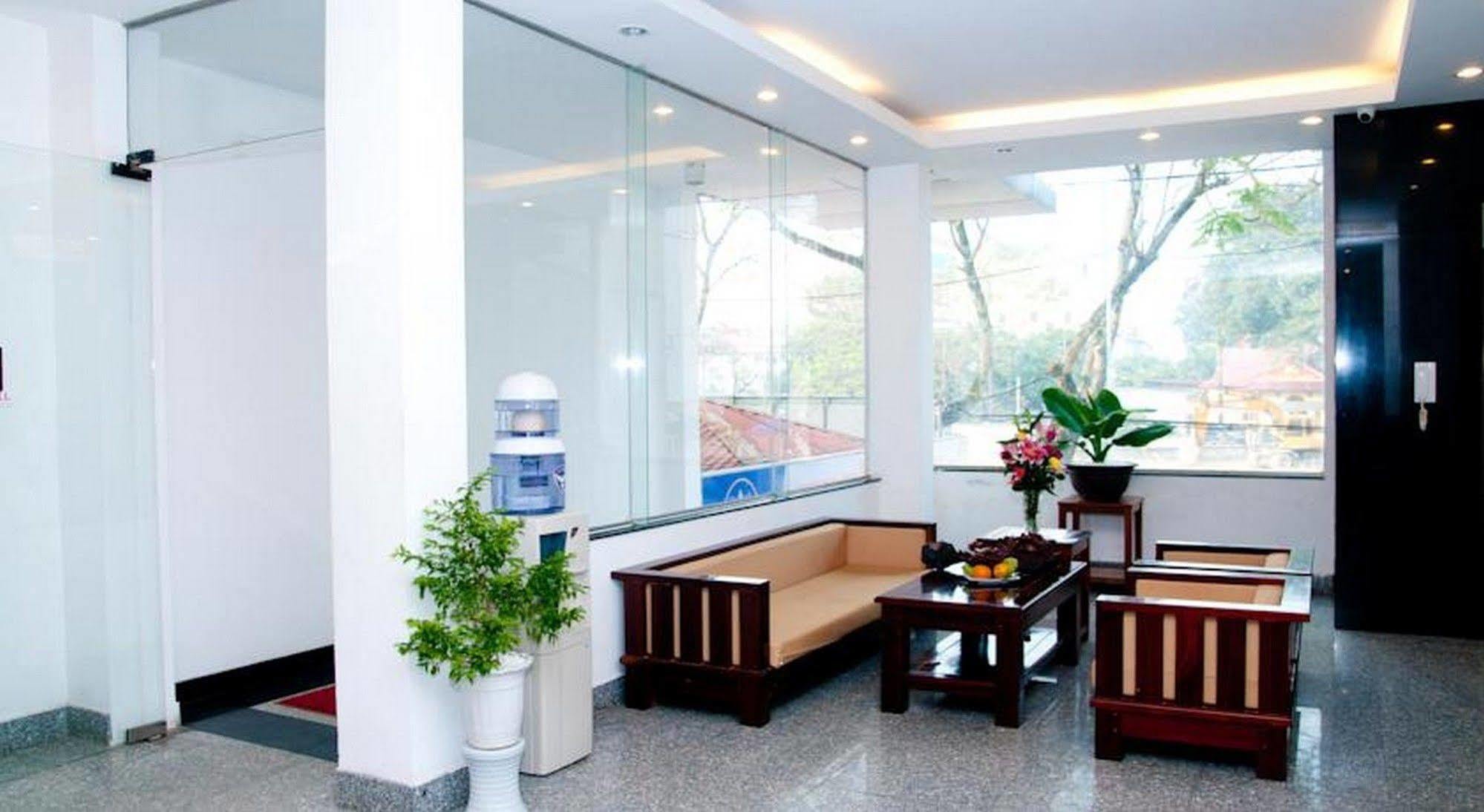 Golden Lotus Hotel Hue Luaran gambar