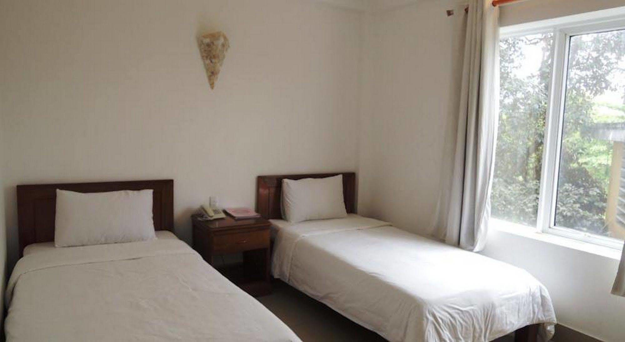 Golden Lotus Hotel Hue Luaran gambar