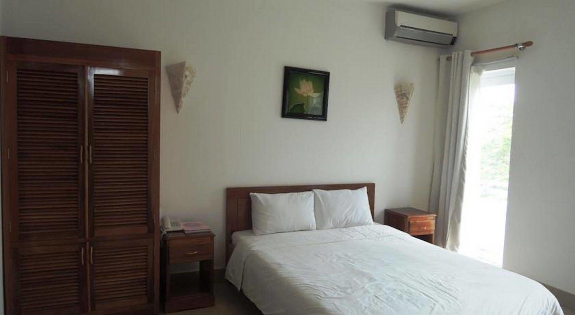 Golden Lotus Hotel Hue Luaran gambar