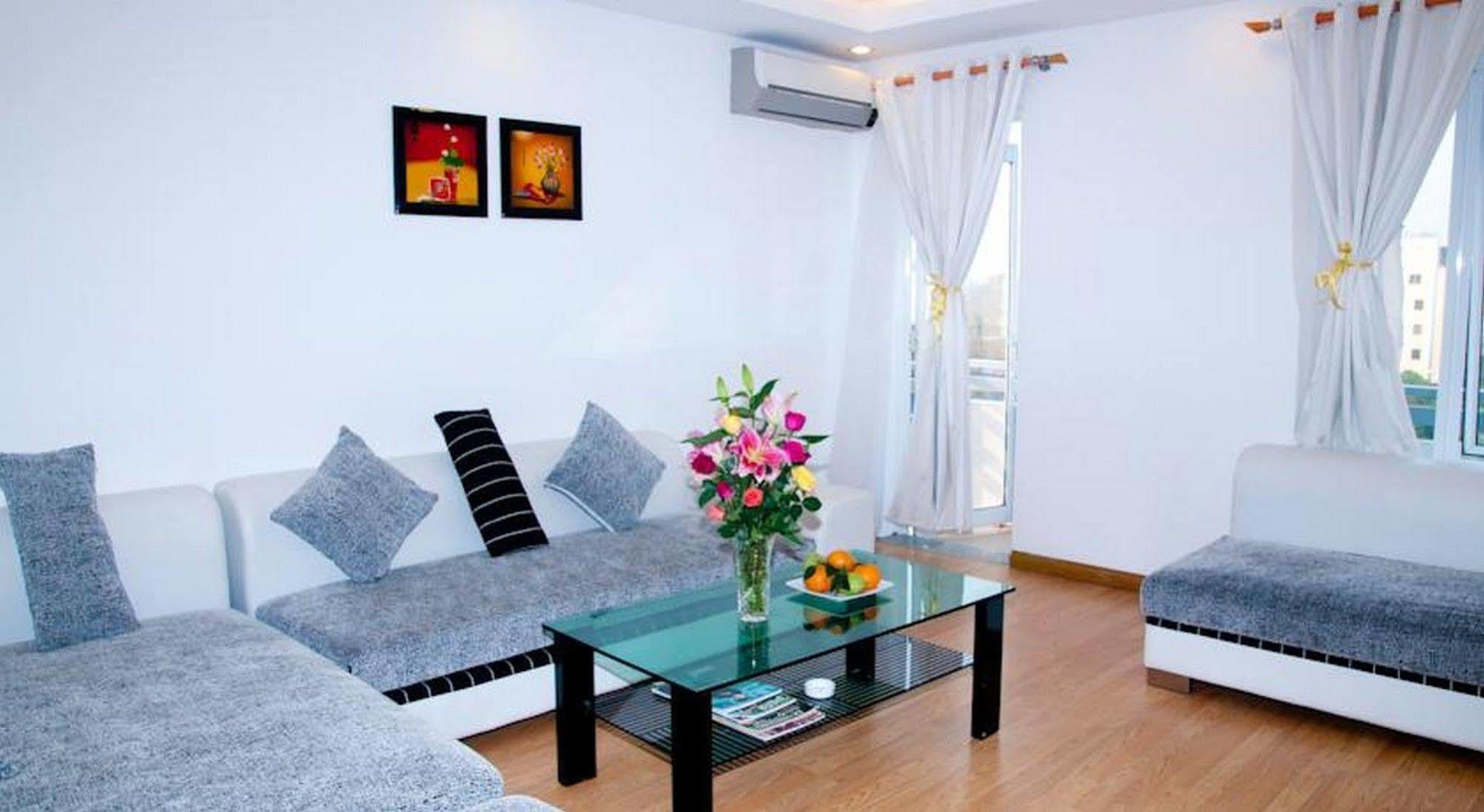 Golden Lotus Hotel Hue Luaran gambar